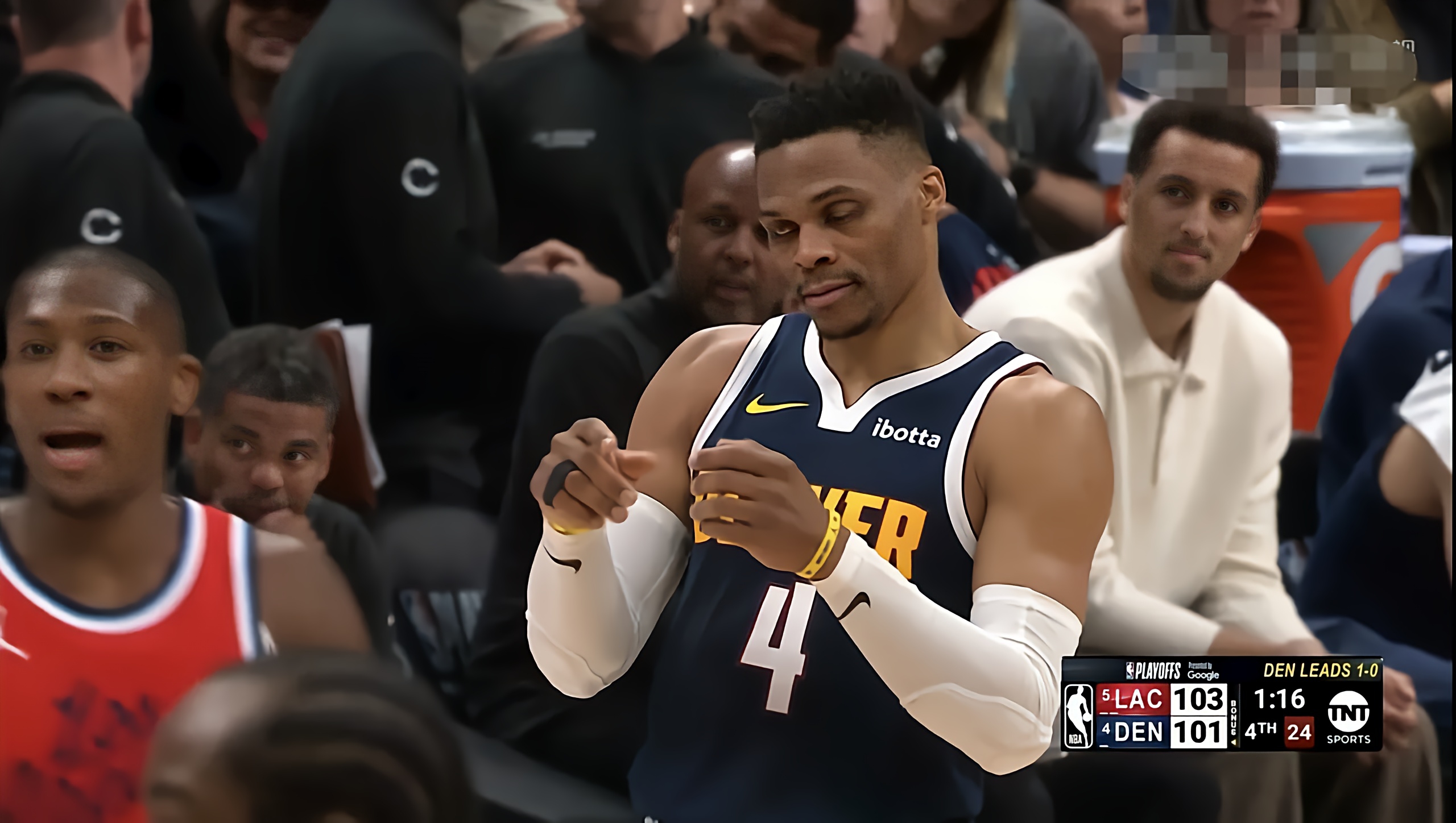 掘金队新晋球员亮相，备战季前赛的简单介绍