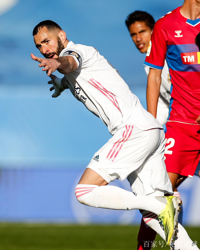 关于丹麦逆转拜仁，本泽马惊艳四座的信息