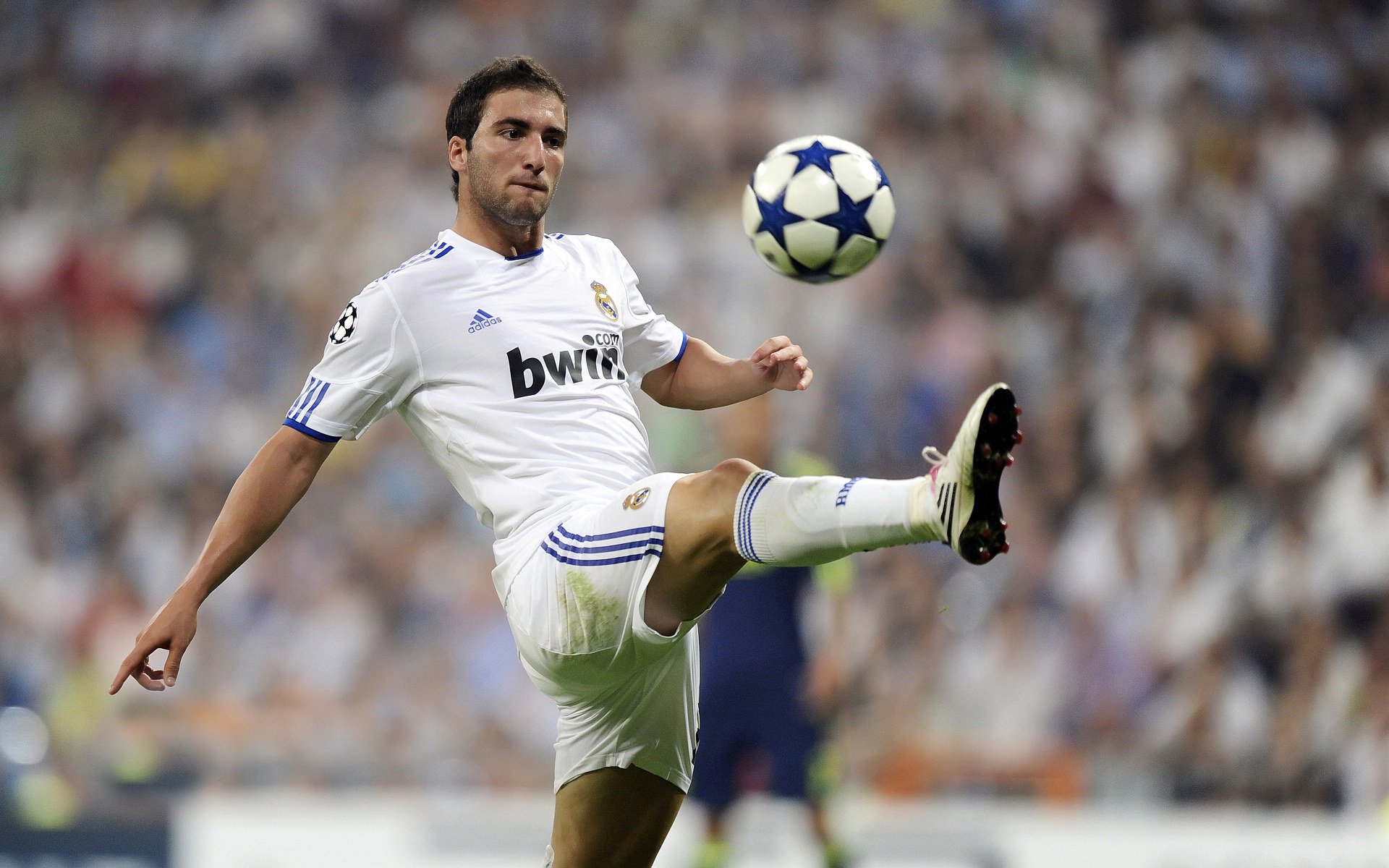 开拓者强势拿下尼克斯，贝恩在欧冠半决赛接管比赛，跨越体育疆界的胜利者之夜